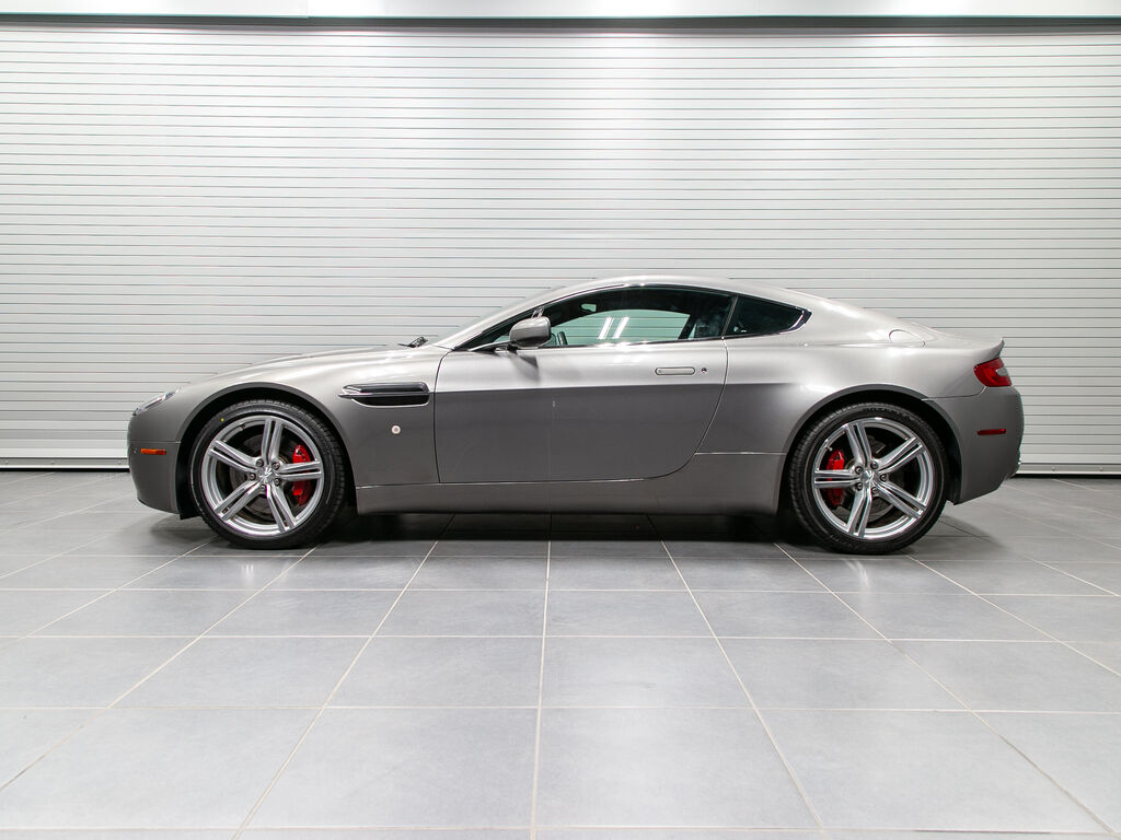 Aston Martin V8 Vantage