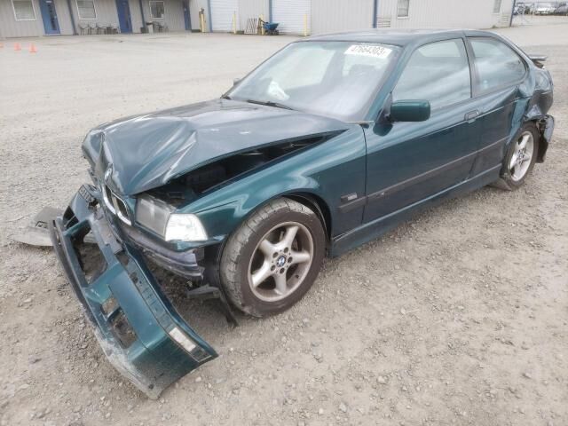 BMW 318ti