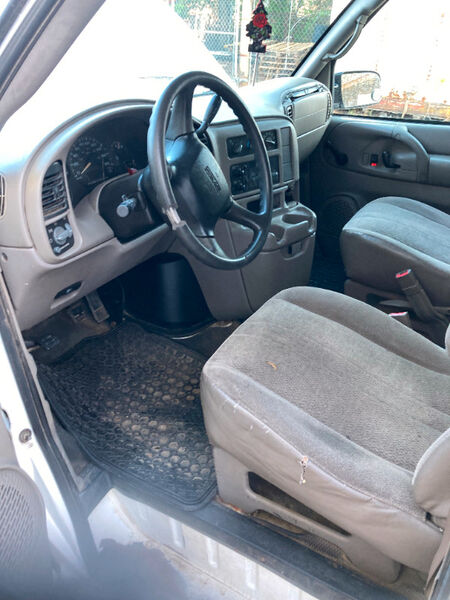 GMC Safari