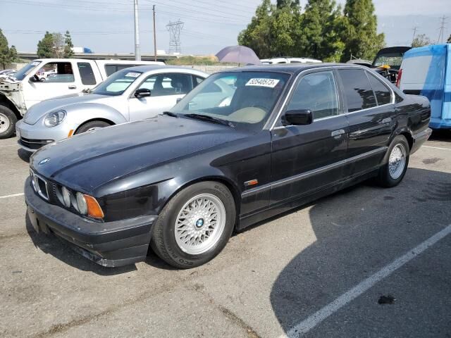 BMW 530i