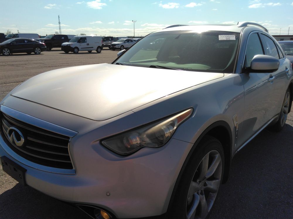 Infiniti FX50
