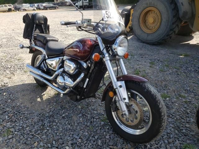 Suzuki VZ800