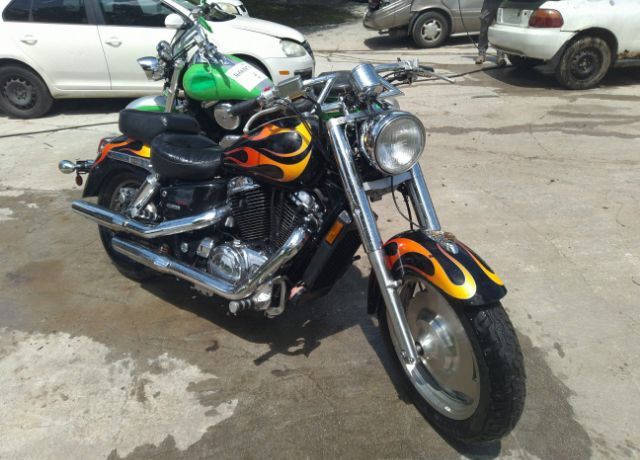 Honda VT1100C2 (SHADOW SABRE)