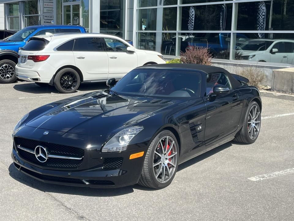 Mercedes-Benz SLS-Class