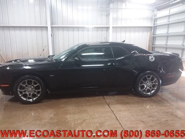 2017 DODGE Challenger
