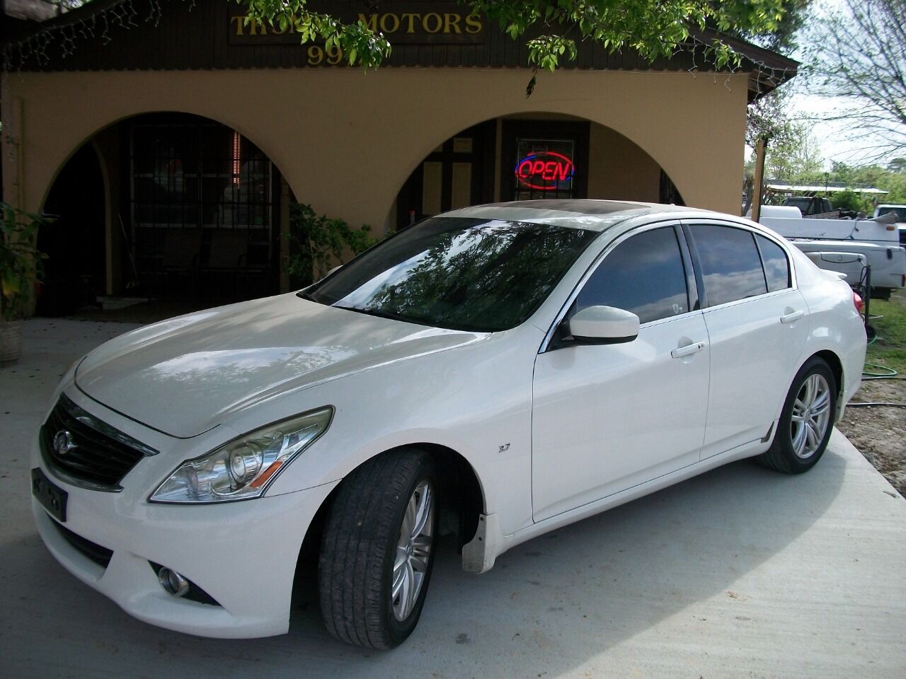 Infiniti Q40