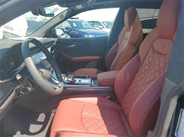 2023 Audi SQ8