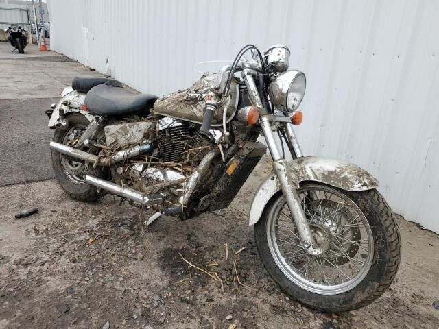 Honda VT1100C2 (SHADOW ACE)