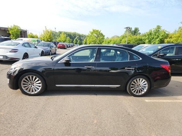 Hyundai Equus