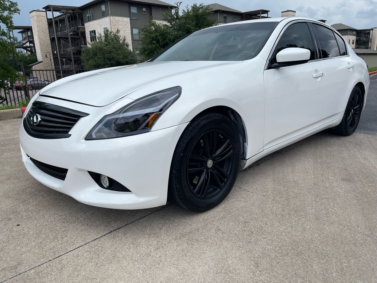 Infiniti Q40