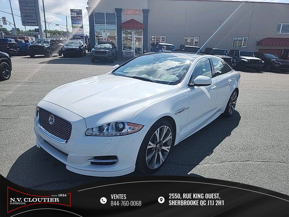 Jaguar XJ