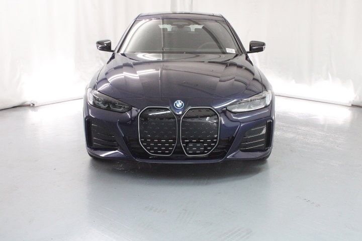 2023 BMW i4