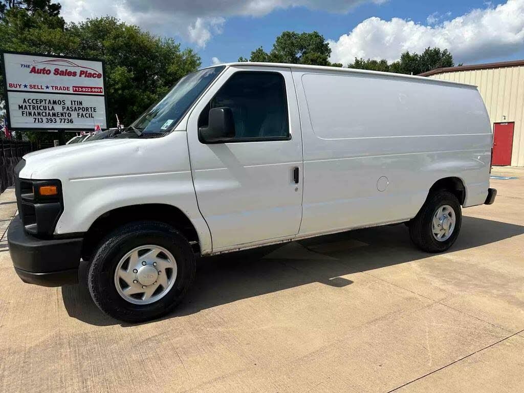 2013 FORD E-250