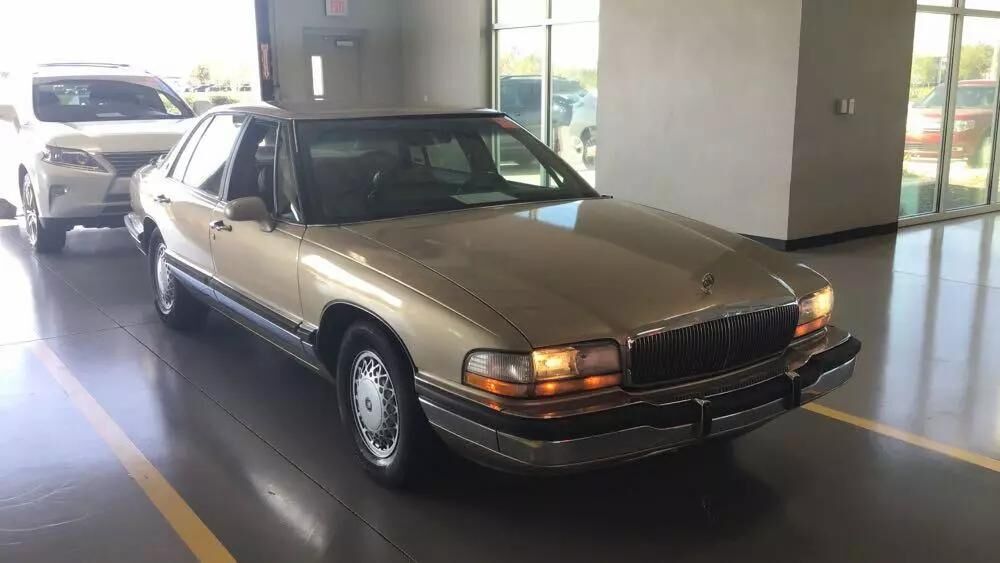 Buick Park Avenue