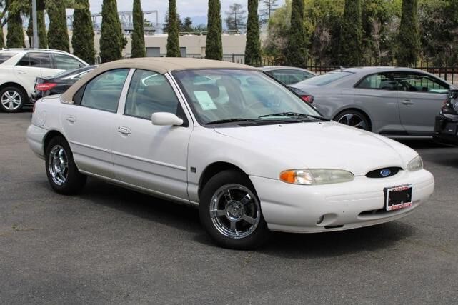 Ford Contour