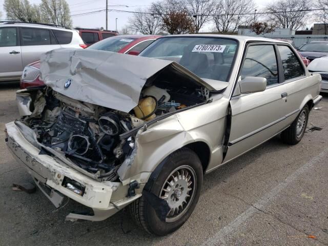 BMW 325iS