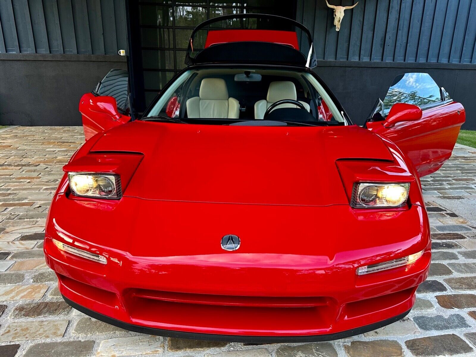 ACURA