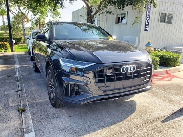 2020 Audi Q8
