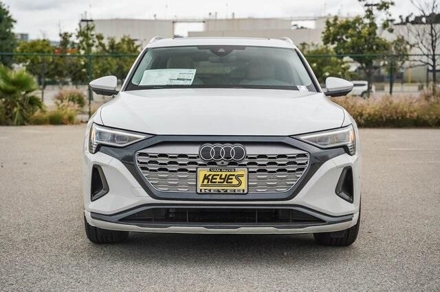 2024 Audi Q8