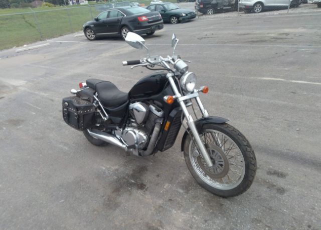 Suzuki VS800