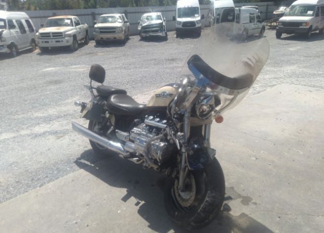 Honda GL1500C (VALKYRIE)