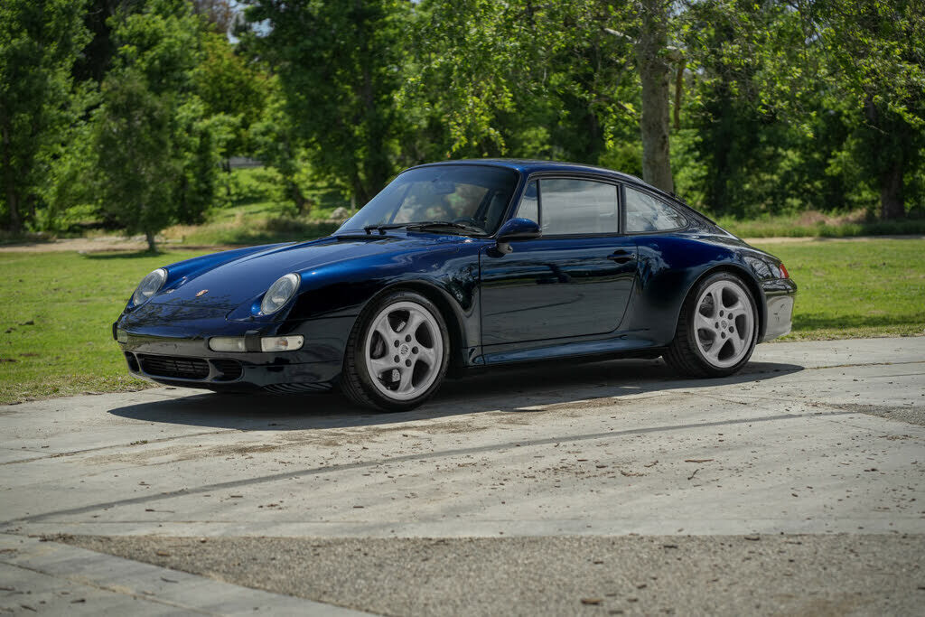 PORSCHE
