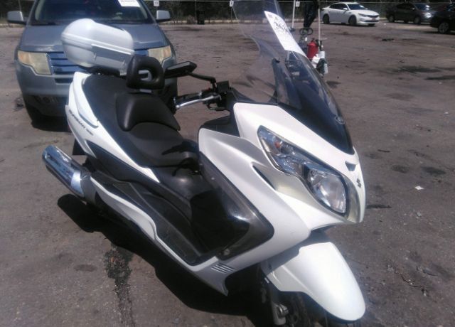 Suzuki AN400