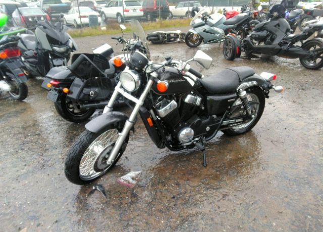 Honda VT750 (Shadow)