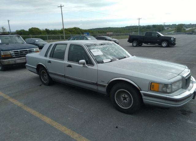 Lincoln Town Car