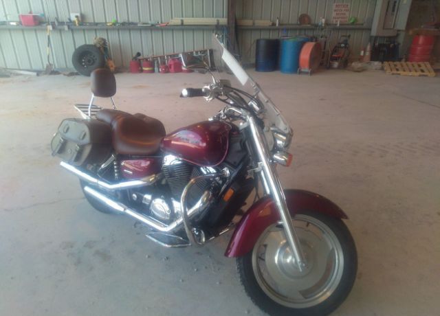 Honda VT1100C2 (SHADOW SABRE)