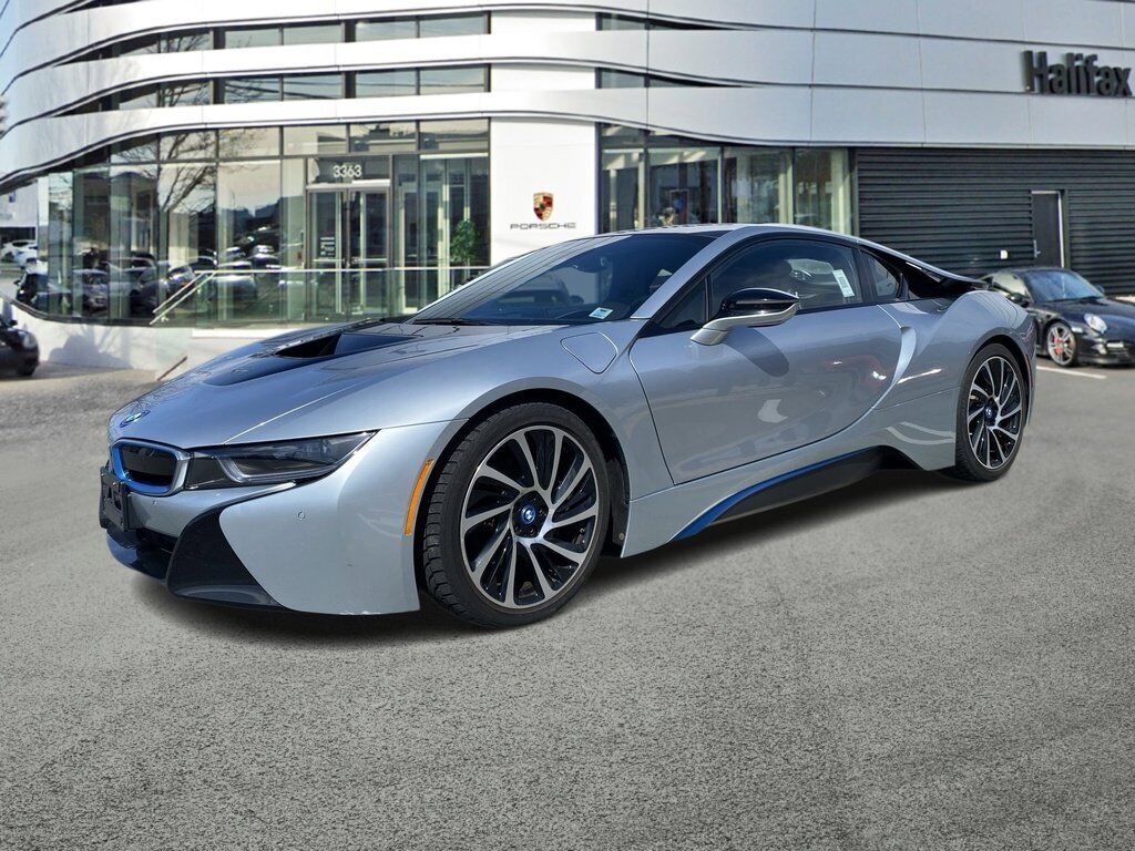 BMW i8