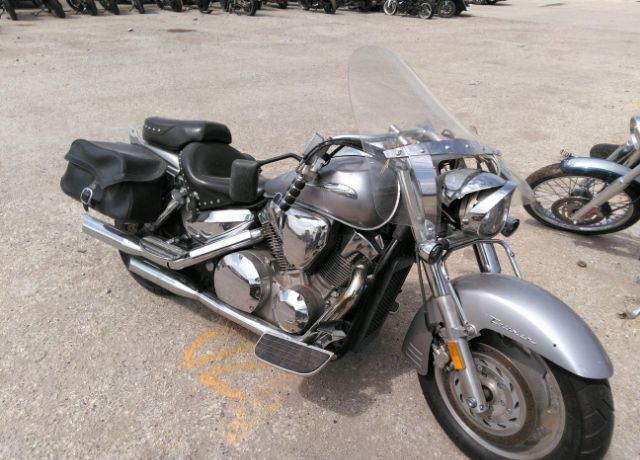 Honda VTX1300T