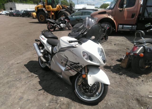 Suzuki GSX1300R