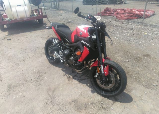 YAMAHA
