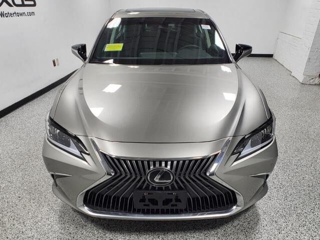 2021 Lexus ES / ES HYBRID