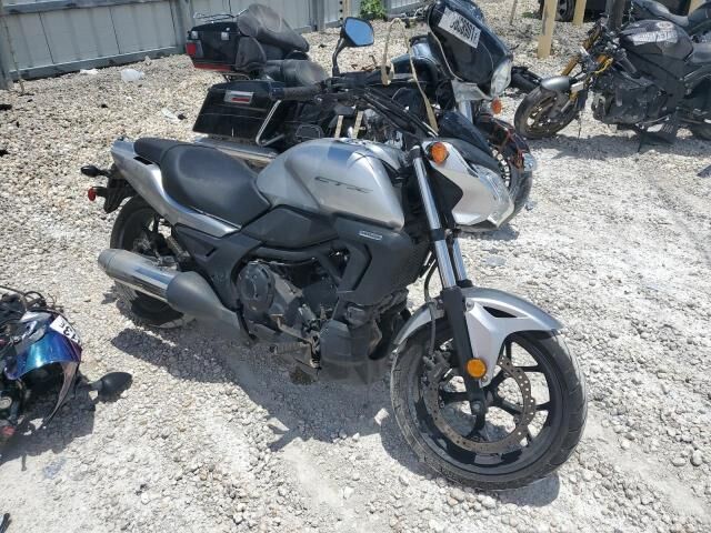 Honda CTX700