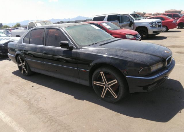 BMW 740i