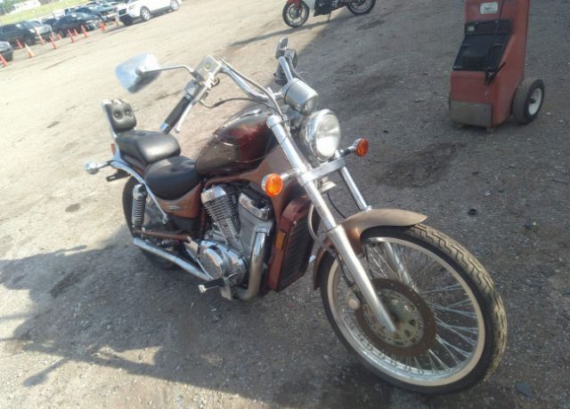 Suzuki VS800