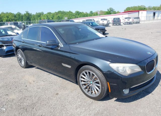 BMW 740i
