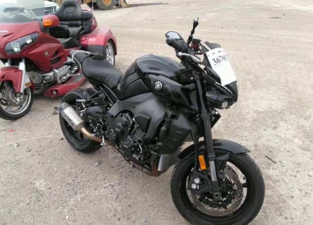 YAMAHA