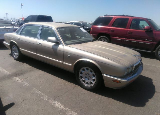 Jaguar XJ