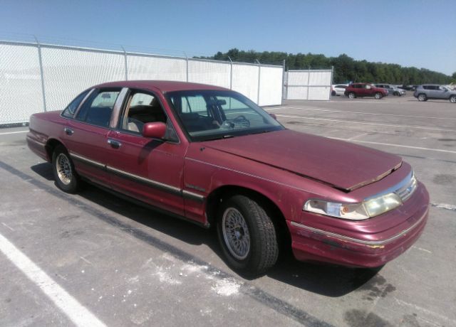 Ford Crown Victoria
