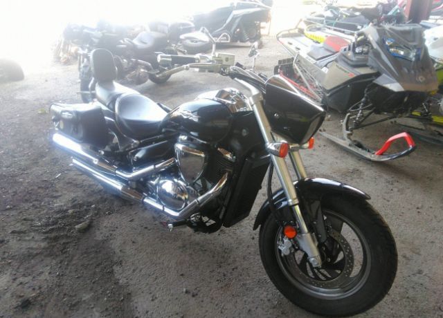 Suzuki VZ800L