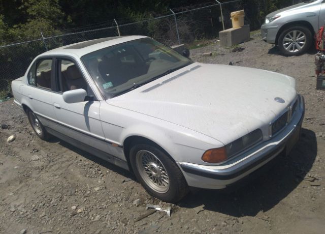 BMW 740i