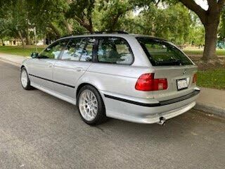 BMW 540i