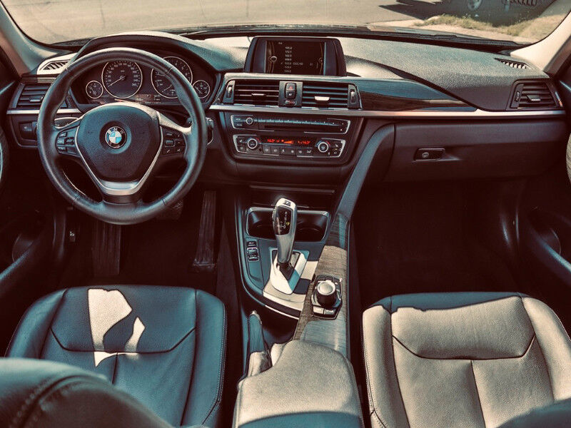 2014 BMW 320i