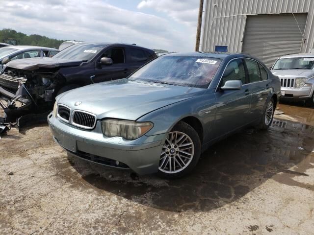 BMW 745i