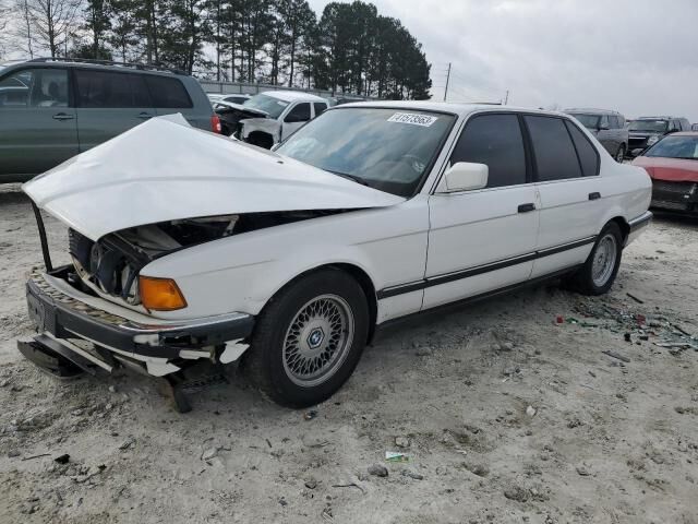 BMW 740i