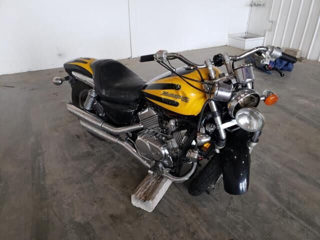 Honda VF750C (MAGNA)