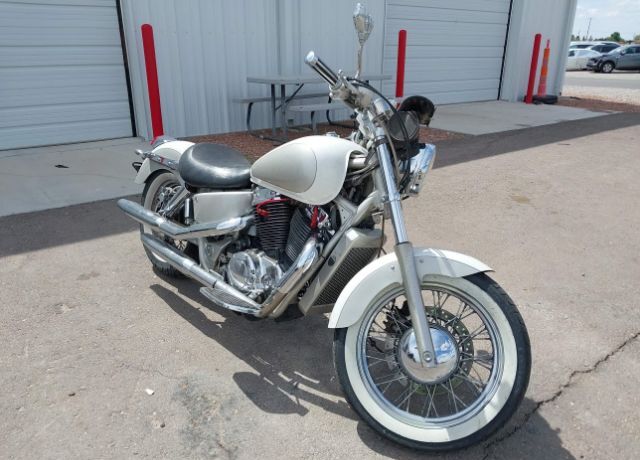 Honda VT1100C2 (SHADOW ACE)